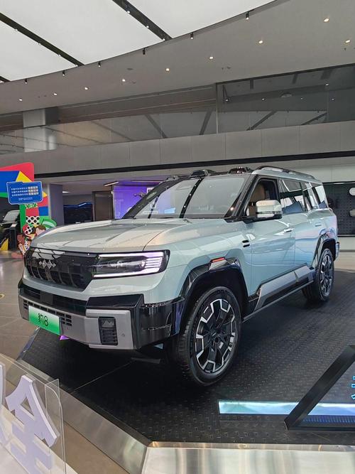 佛山122比亚迪方程豹硬派越野的爆款，英菲尼迪35周年与你共成长
